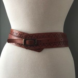 Anthropologie Linnea Pelle chestnut leather belt